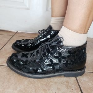 Alaia Paris patent leather velvet floral pattern Lace-up booties 38.5